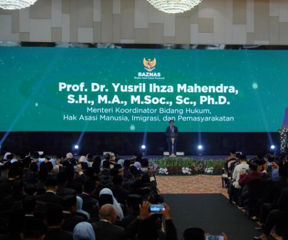 Menko Yusril Dorong Penyempurnaan UU Zakat Untuk Perkuat Posisi BAZNAS