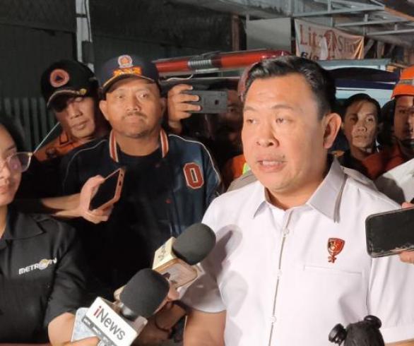 Olah TKP Lanjut Pukul 8 Pagi Ini Ledakan Gudang Buah di Ciputat Tewaskan 2 Orang, Polisi Pastikan Bukan Bom